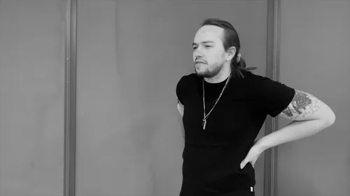 four+exes+and+a+funeral+ +trailer++ +frame+at+0m20s